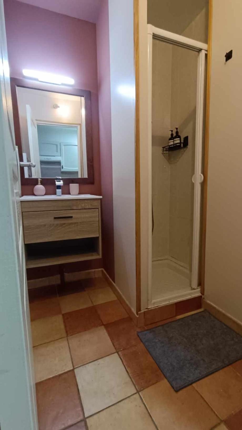 Terre De Bourgogne - Appartement Au Centre Ville D'Avallon Ngoại thất bức ảnh
