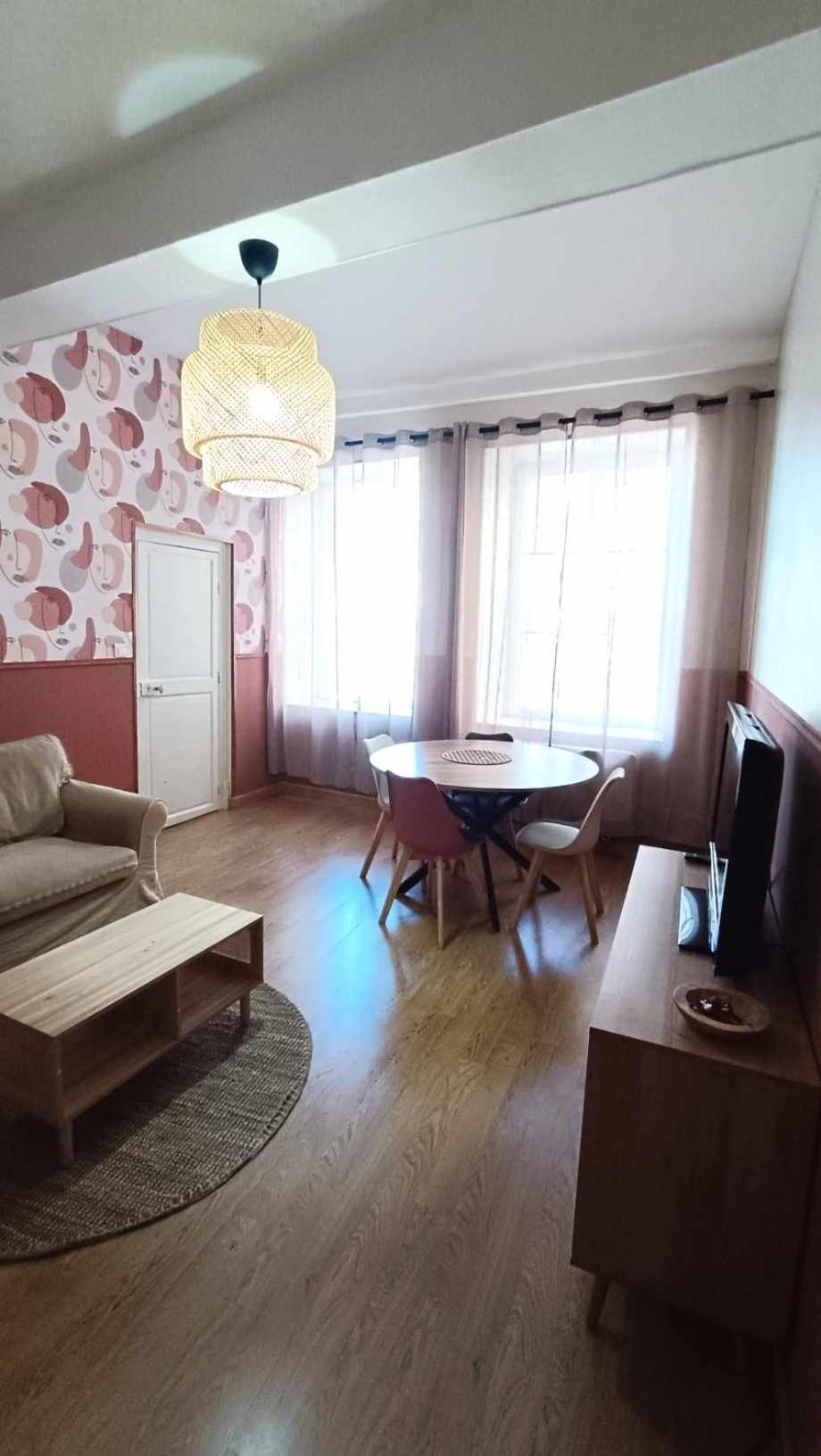 Terre De Bourgogne - Appartement Au Centre Ville D'Avallon Ngoại thất bức ảnh